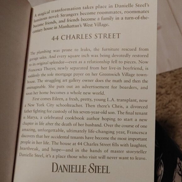 3/$13 44 Charles Street By Danielle Steel Adult Novel Paperback Book - Picture 4 of 4